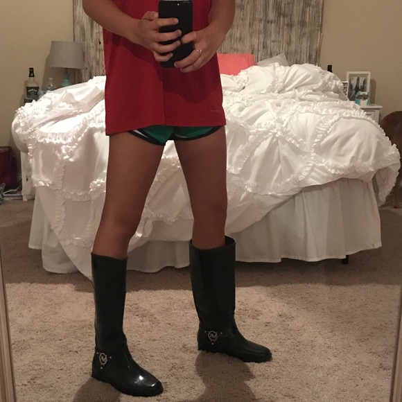 Michael Kors Rainboots - Picture 2 of 3